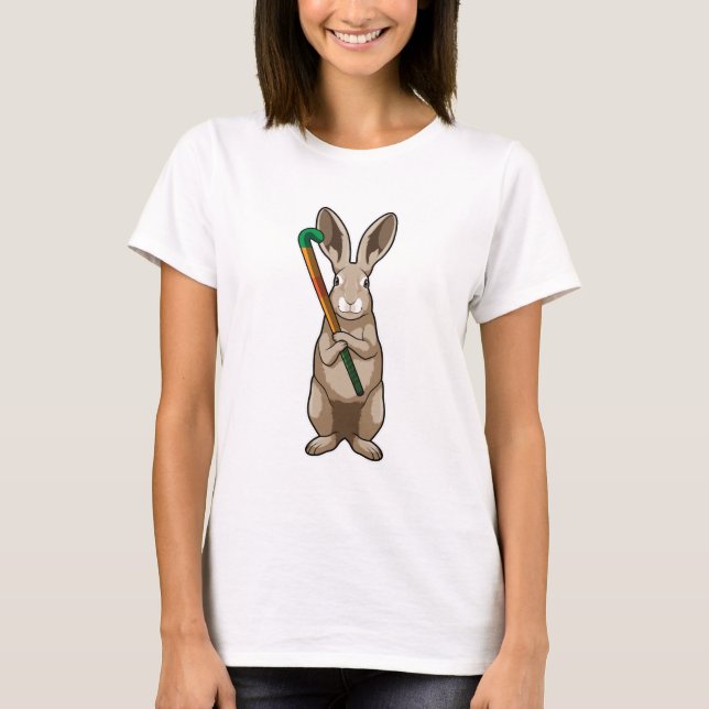 Camiseta Bunny at Hockey with Hockey stick (Frente)