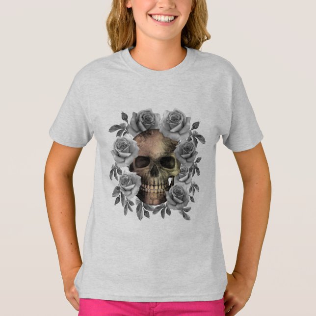CAMISETA BUQUÊ DE FLORES CRÂNIO PRETO E BRANCO (Frente)