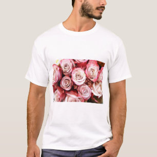 Camiseta Buquê Rosa E Rosa vermelha