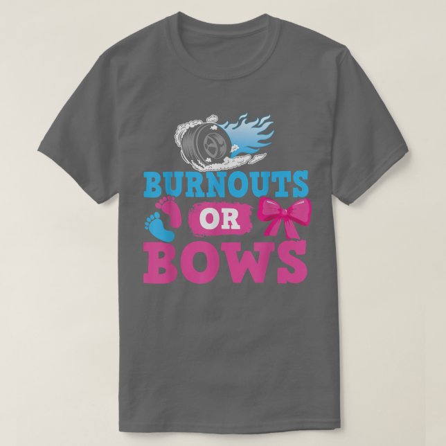 Camiseta Burnouts Or Bows Funny Gender Reveal Party For Mom (Frente do Design)