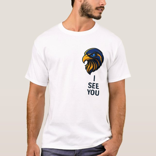 Camiseta Cabeça de Falcão Ousada com a Frase "EU TE VEJO" - (Frente)