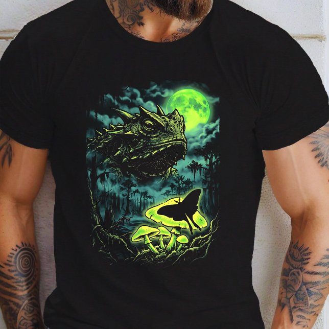 Camiseta Cabeça de sapo gigante pântano noite (Criador carregado)