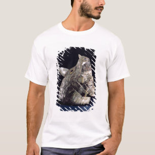 Camiseta Cabeça de um animal com cabeça humana nas maxila