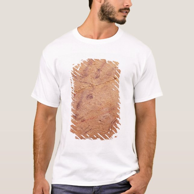 Camiseta Cabeça de um veado pequeno, das cavernas em (Frente)