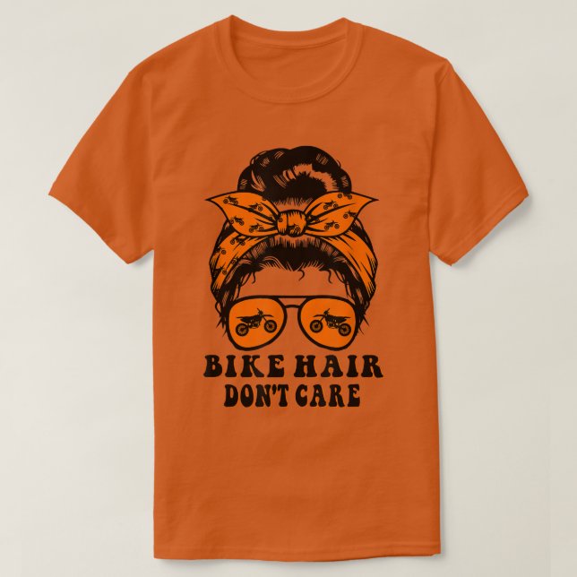 Camiseta Cabelo de bicicleta Não se importa com moça de fre (Frente do Design)