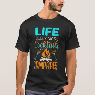 Camiseta Cabina Vida Coquetéis Campfire Lake Bum Camping Wo