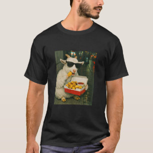Camiseta Cabra Comendo Meme de Nugget de Frango Retro Urban