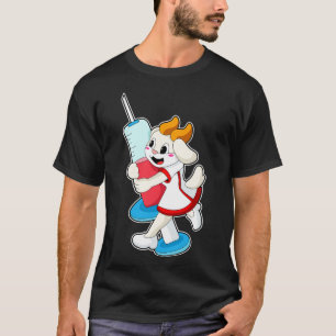 Camiseta Cabra como Enfermeira na Vacinação com Seringa