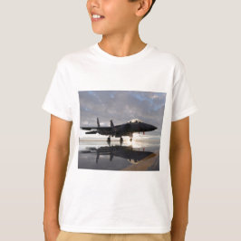 Camiseta Caça a Jato Sobre os Mares