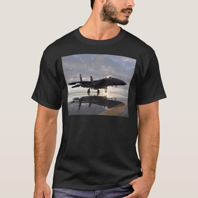 Camiseta Caça a Jato Sobre os Mares (Frente)