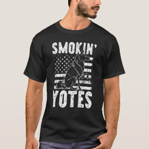 Camiseta Caça de coiotes armadilha de coiote Smokin Yotes