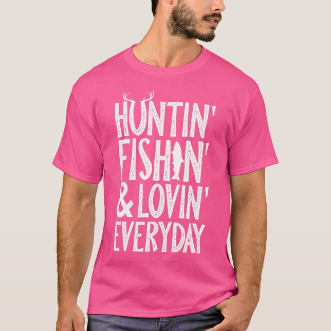 Camiseta Caça Diária E Adorava Caça De Pesca (Frente)