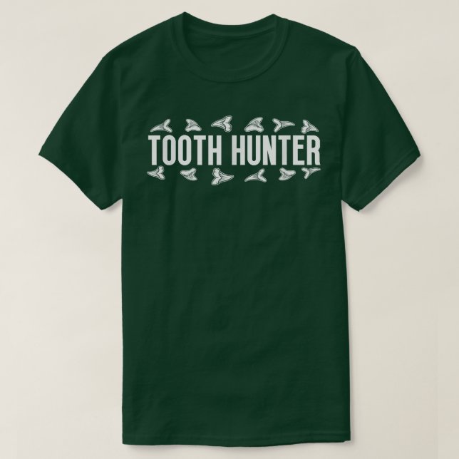 Camiseta Caça Fóssil aos Dentes de Tubarão (Frente do Design)