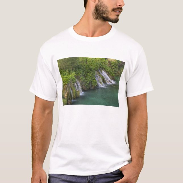 Camiseta Cachoeira, Parque Nacional dos Lagos de Plitvice e (Frente)