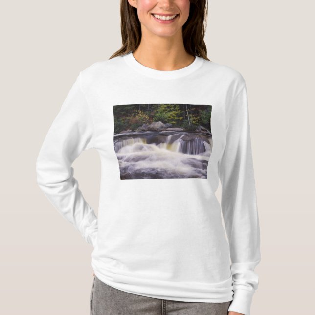 Camiseta Cachoeiras, Kancamagus Highway, Branco (Frente)