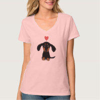 Cachorrinho Dachshund Fofo com Coração Rosa