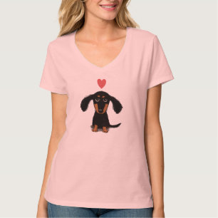 Camiseta Cachorrinho Dachshund Fofo com Coração Rosa