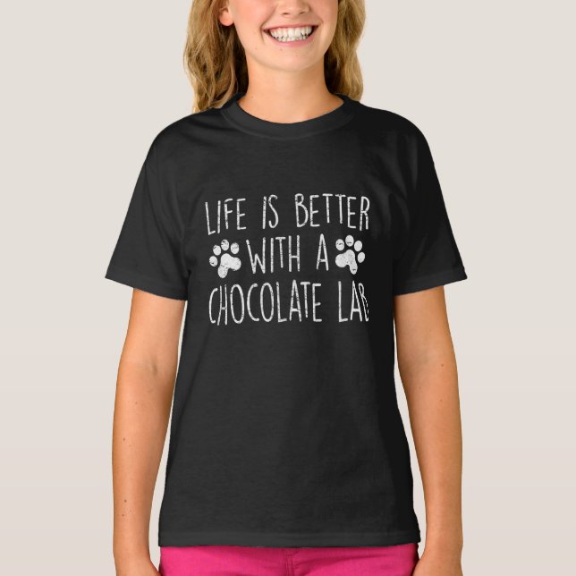 Camiseta Cachorro | A vida é melhor com labrador de chocola (Frente)