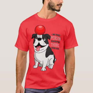 Camiseta Cachorro Brincando Com Uma Bola Vermelha