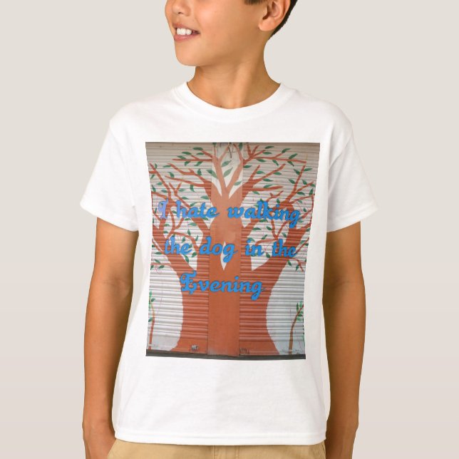 Camiseta "Cachorro da Noite Caminhando Pão" - Odeio Caminha (Frente)