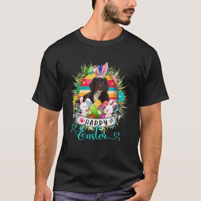 Camiseta Cachorro De Sproodle Na Cesta De Ovos De Páscoa Fe (Frente)