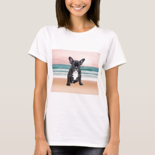 Camiseta Cachorro francês fofo na praia ao sol na água