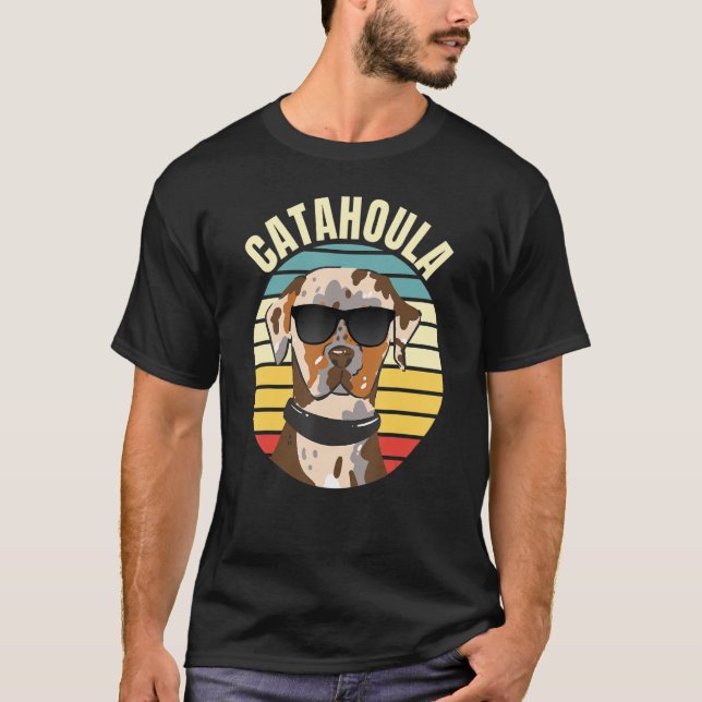 Camiseta Cachorro-Leopardo Catahoula com Óculos-de-sol Cata (Frente)
