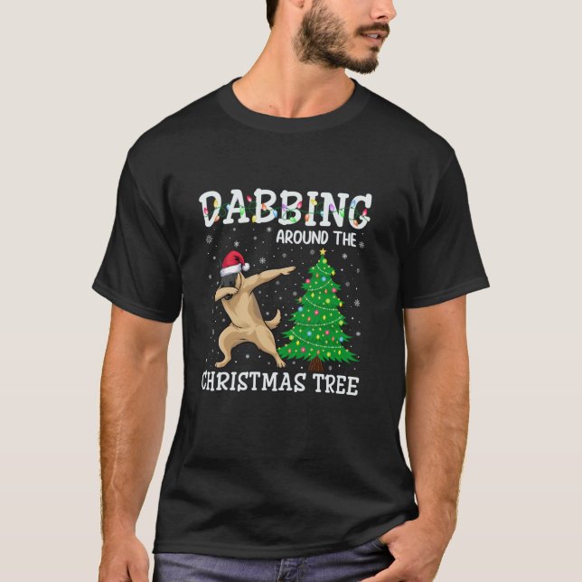 Camiseta Cachorro Malinois Santa Hat Belga Dando em volta (Frente)