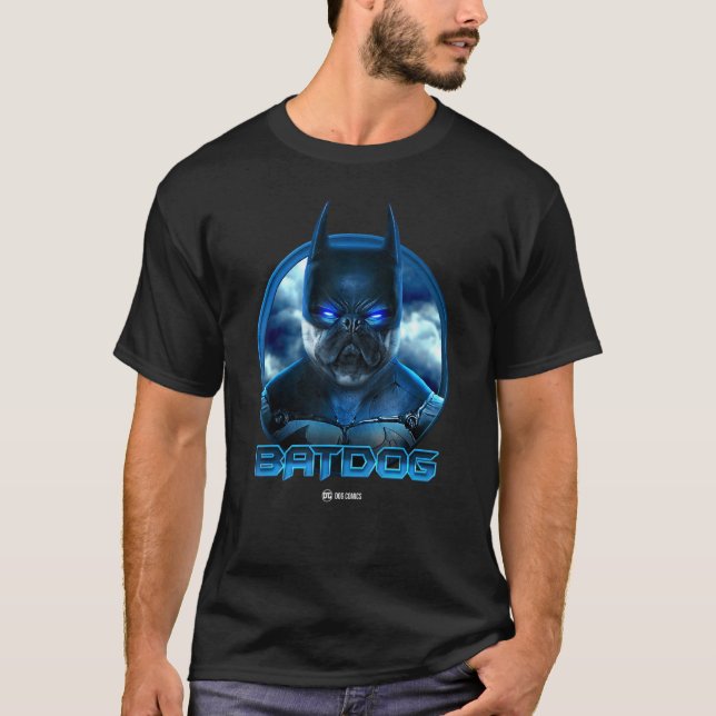 Camiseta Cachorro-morcego Pug Bege para o Natal (Frente)