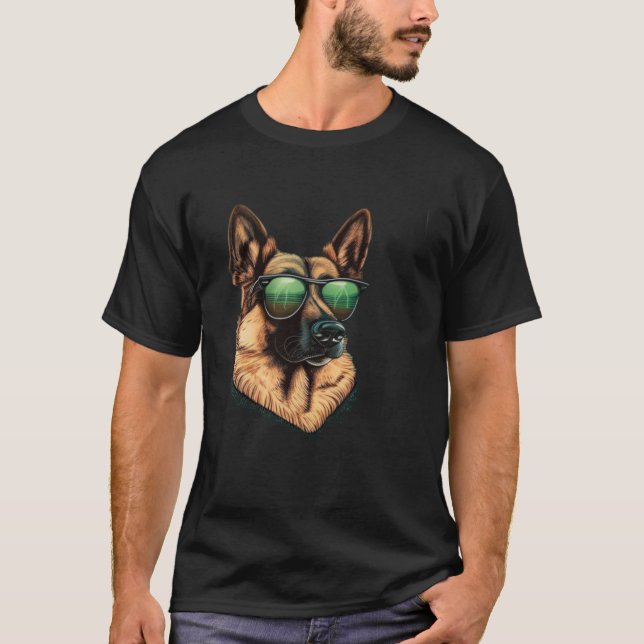 Camiseta Cachorro Pastor com óculos de sol verdes (Frente)