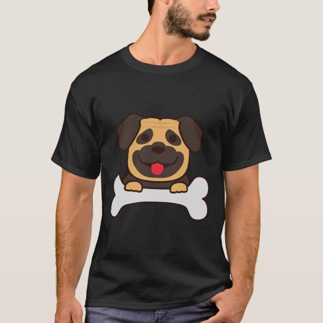 Camiseta Cachorro pug fofo segurando osso Clássico 118 (Frente)
