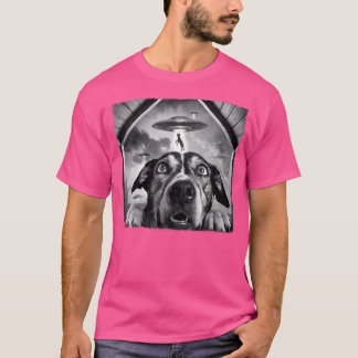 Camiseta Cachorro Raptado Por Aliens Dia de as Bruxas engra