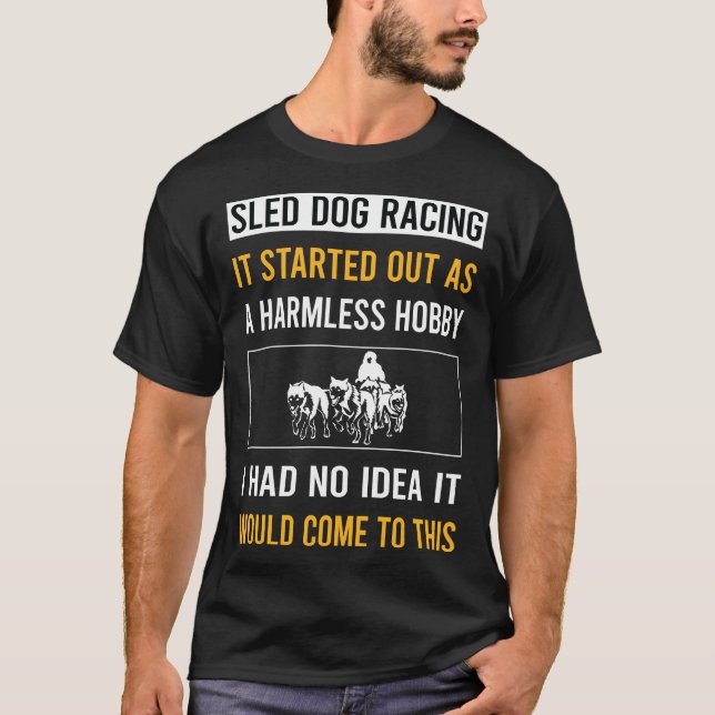 Camiseta Cachorro Sled Racing Harmless Hobby (Frente)
