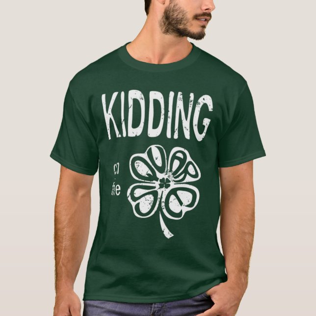 Camiseta Caçoar no trevo (Frente)