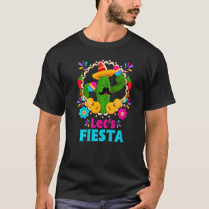 Camiseta Cactus Vestindo Sombrero E Jogando Cinco Maracas