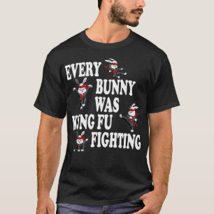 Camiseta Cada Coelhinha Era Kung Fu Combatendo Taekwondo Ka