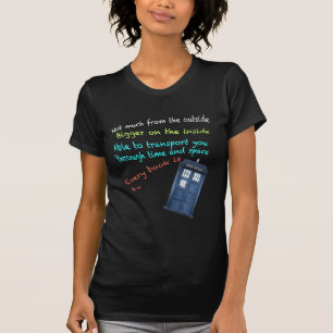 Camiseta Cada livro é…