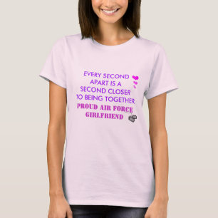 CAMISETA CADA SEGUNDO É DISTANTE A EM SEGUNDO…
