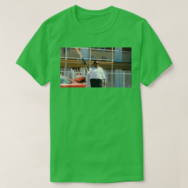 Camiseta Cães de Guerra Cena de Drogas (Frente do Design)