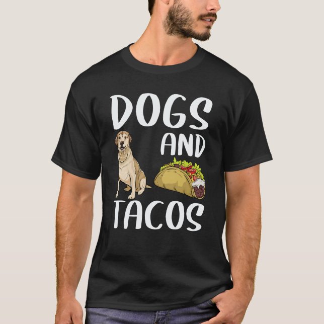 Camiseta Cães E Tacos Labrador Retriever Comida Mexicana (Frente)