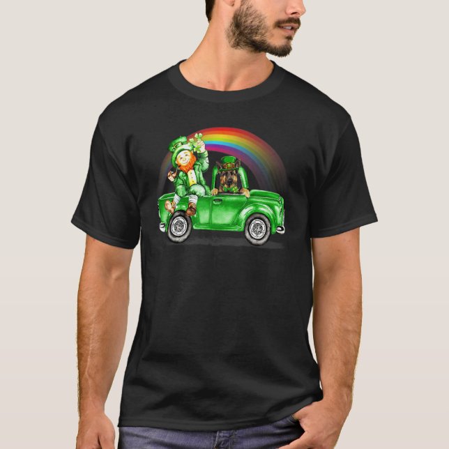 Camiseta Cães Pastores Alemães Arco-íris Duendes Caminhão P (Frente)
