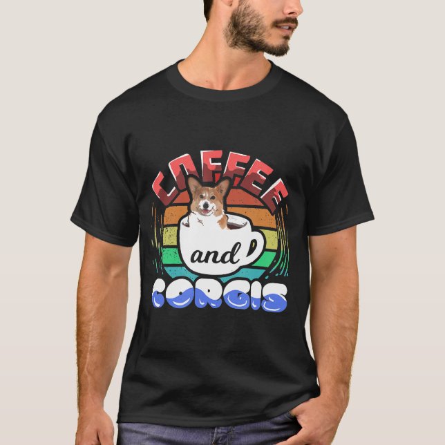 Camiseta Café Amp Corgis Para Um Bebendo De Café (Frente)