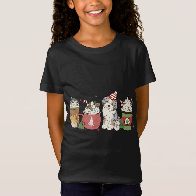Camiseta Café Aussiedoodle Latão Cachorro de Natal de inver (Frente)