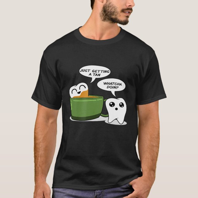 Camiseta Café com Dente de Banho - Assistente Dental Engraç (Frente)