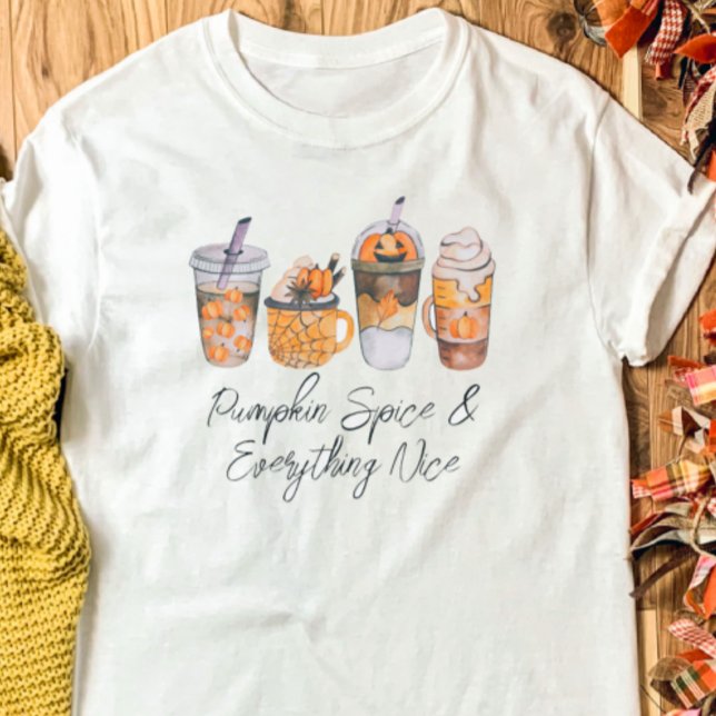 Camiseta Café de Abóbora e Especiarias Outono (Pumpkin Spice and Everything Nice Halloween Shirt)