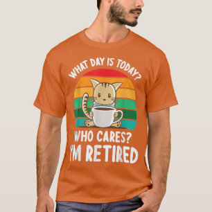 Camiseta Café De Bebendo De Gato Que Dia É Hoje Quem Me Imp