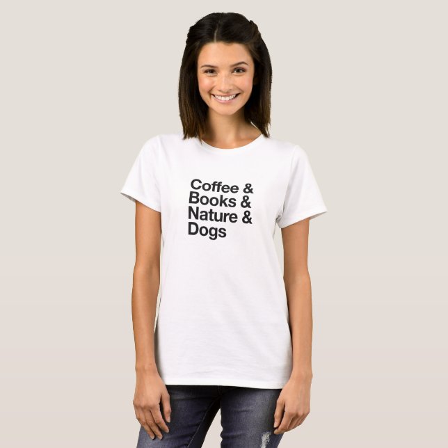 Camiseta Café e Livros & Natureza e Cães T-Shirt (Preto) (Frente Completa)
