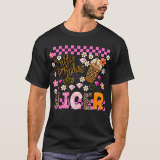 Camiseta Café Me Faz design Mais Bonito.