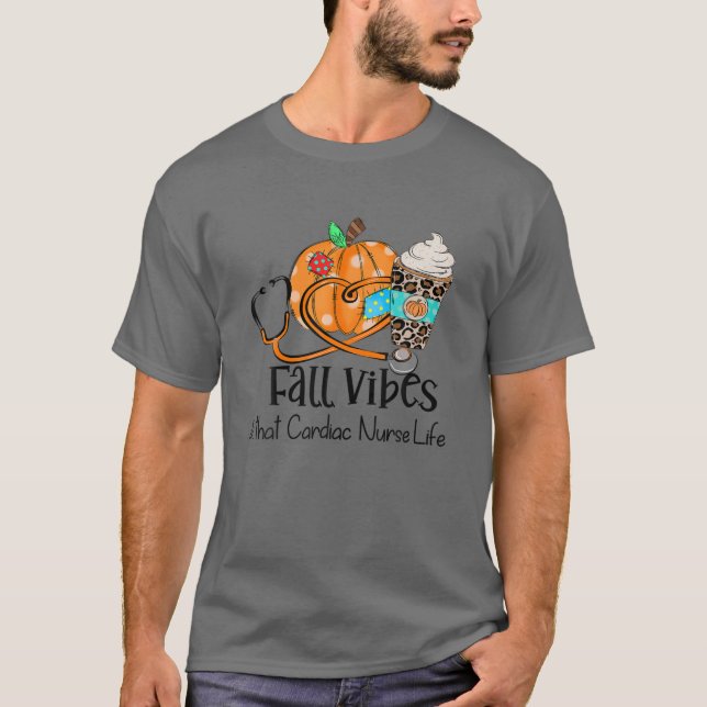 Camiseta Caiam Víblias E Aquelas Enfermeiras Cardíacas Enfe (Frente)