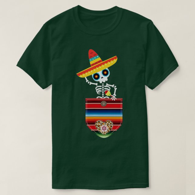 Camiseta Calaca Blanket Pocket Serape Mexican Gift Cinco De (Frente do Design)